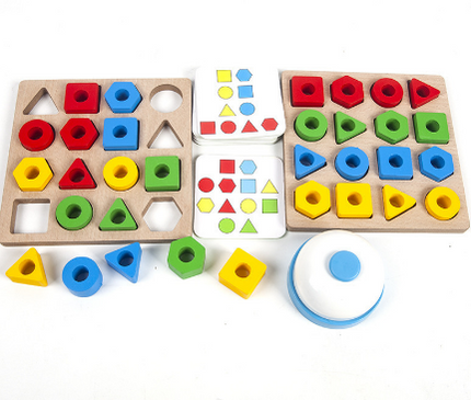 Woodn | Educatief Spel voor Kinderen | Trains Hand-oog Coördinatie | Geometrische Vormen | Inclusief Blokken en Kaarten | Ondersteunt Cognitieve Ontwikkeling | Twee Spelers | Houten Speelgoed