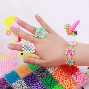 Verschillende Gekleurde Water Beads Kinderen | Creatief Speelgoed | 4800 Kralen | Incl. Accessoires | Bead Kit | Veilig Kunstproject | Herbruikbaar Bord | 24 Kleuren | BPA-vrij | 5mm Diameter