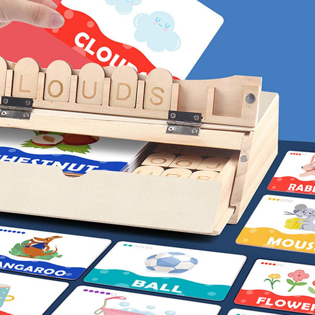 Alfabet Stavespel Kinderen | Educatief Houten Speelgoed | Leren Lezen en Schrijven Spelletje | 50 Woordkaarten en 44 Letters | Jongens en Meisjes | Duurzaam en Milieuvriendelijk | Leuk en Leerzaam