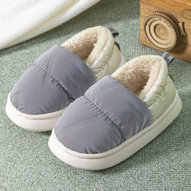 Kinderen Pantoffels | Warme Fleece Voering | Unisex Design | Verstelbare Comfort Pasvorm | Anti-Slip Zolen | Geschikt voor Koude Dagen | Binnenhuis Schoeisel | Leeftijd 1-10 Jaar | Diverse Maten Beschikbaar