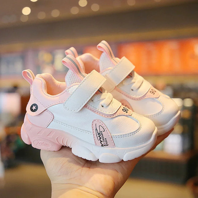 Kinder Sneakers | Moderne Design | Lederen en Ademend | Skridsikker Zool | Maat 20-31 | Gemakkelijk aan te trekken