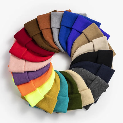 Mini Fashion Beanie | Muts Met Eigen Tekst | Unisex | Personaliseerbaar | Kinderen & Volwassenen | Warm & Zacht | Katoen & Acryl | Vegansk Leren Label | Verschillende Maten