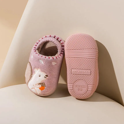 Babyslofjes met cartoon design | Warme fleece voering | Antislip zool | Eenvoudig slip-on | Indoor gebruik