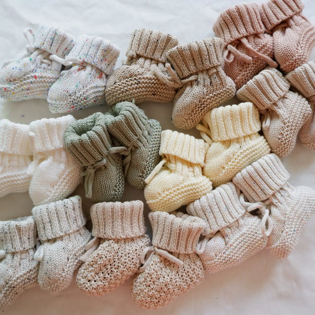 Unisex Gebreide Babysloffen | Zachte Warme Babyschoentjes | Ademend Katoen | Voor Jongens en Meisjes | Comfortabele Elastische Pasvorm | Vanaf 0-6 Maanden | Gemakkelijk Aan en Uit te Doen