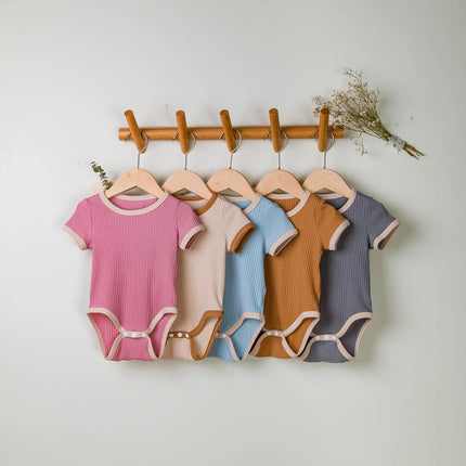 Baby Romper | Zacht Ademend Katoen | Moderne Kleuren | Comfortabele Pasvorm | Eenvoudig Omkleden | Voor Binnen & Buiten | Machinewasbaar | Ideaal Voor Zomerse Dagen