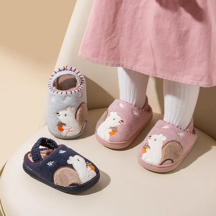 Babyslofjes met cartoon design | Warme fleece voering | Antislip zool | Eenvoudig slip-on | Indoor gebruik