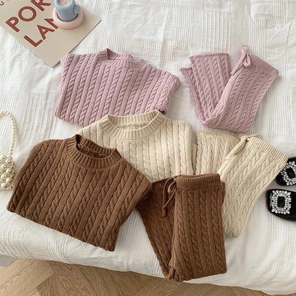 Baby & Peuter Set | Strikkede Trui & Broekjes | Warme Herfst & Winterkleding | Comfortabele Katoen | Flexibele Pasvorm | Minimalistisch Design | Geschikt voor Dagelijks & Feestelijk | Leeftijd 0-3 Jaar